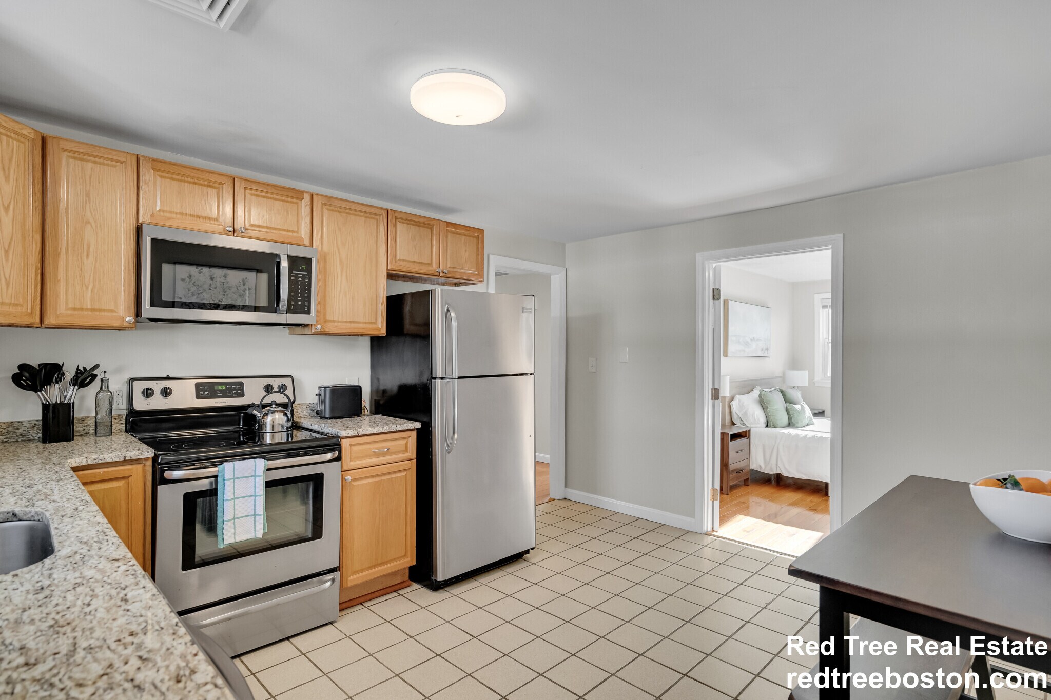 Building Photo - 74-76 Dunboy Unit 2