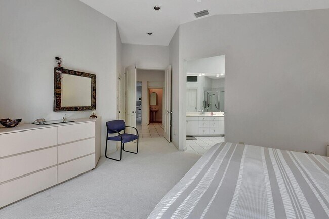 Building Photo - 5152 NW 26th Cir