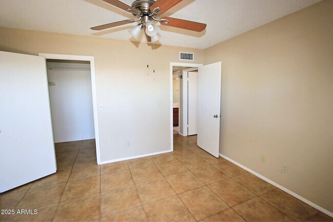 Building Photo - 4553 E Caballero Cir