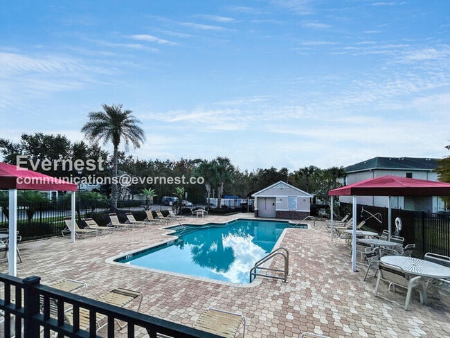 Building Photo - 16351 Swan View Cir