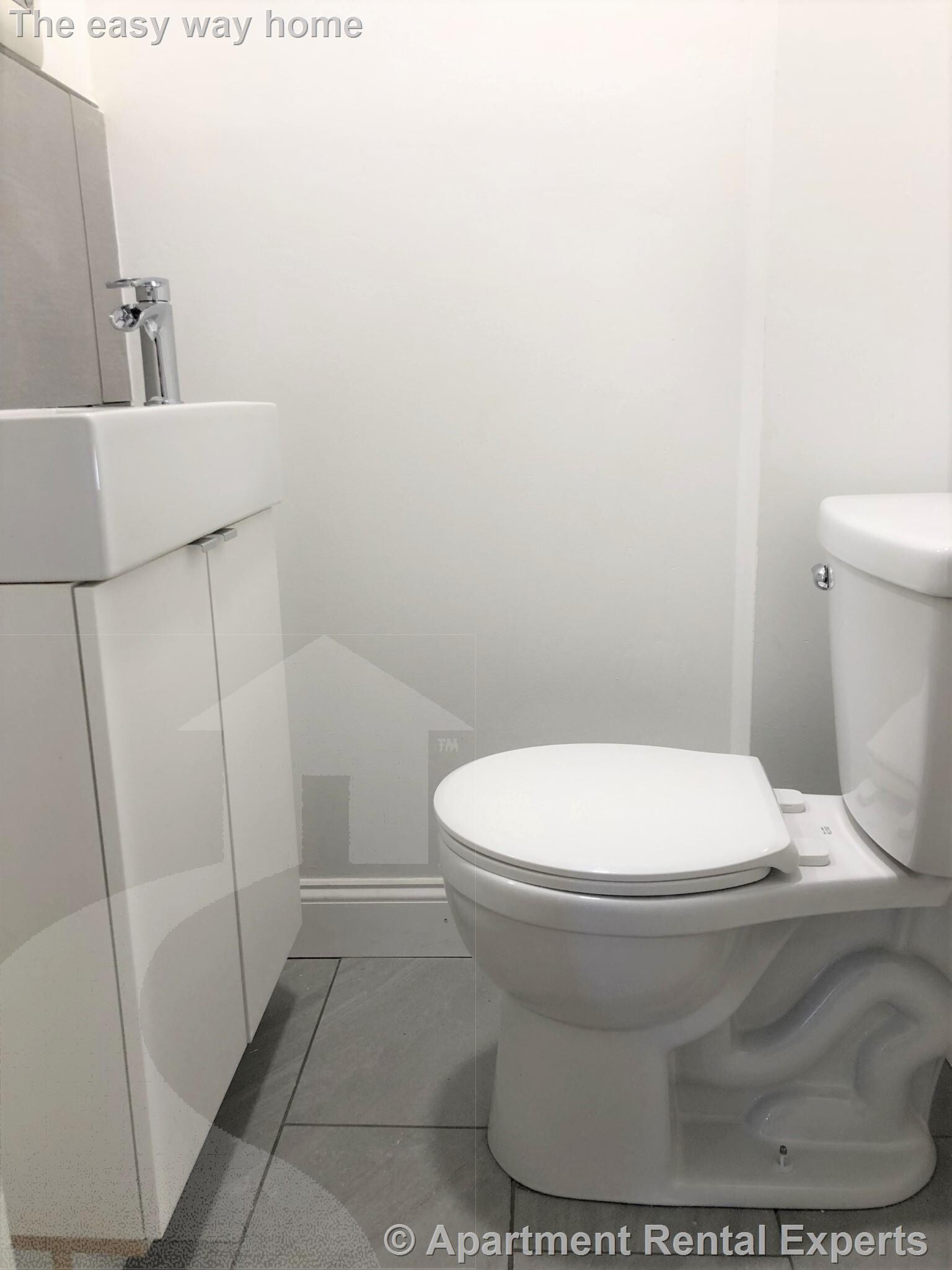 Building Photo - 56 Portsmouth St