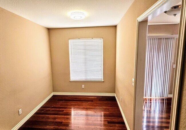 Building Photo - 8429 SNOW VIEW PL RANCHO CUCAMONGA 91730 (...