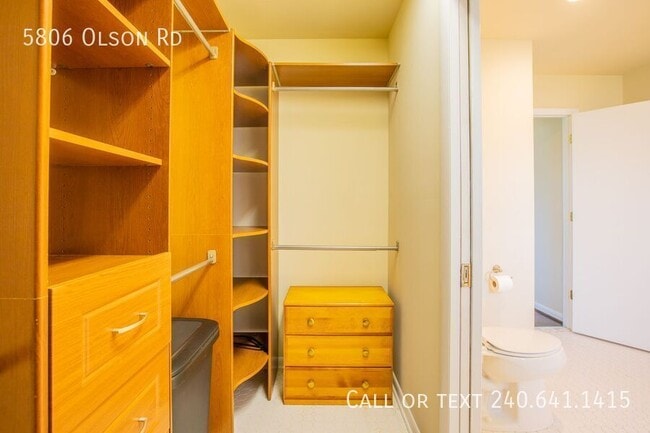 Building Photo - 5806 Olson Rd