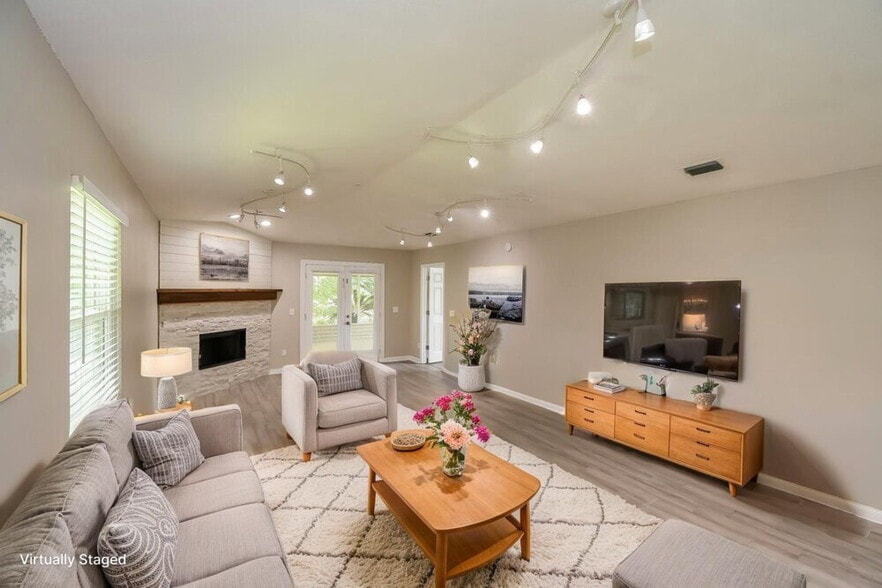 Building Photo - 2721 R S Bailey Dr