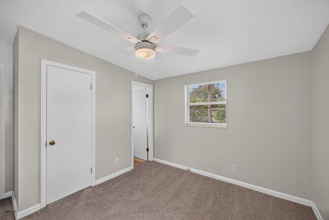 Building Photo - 87 Saratoga Cir S
