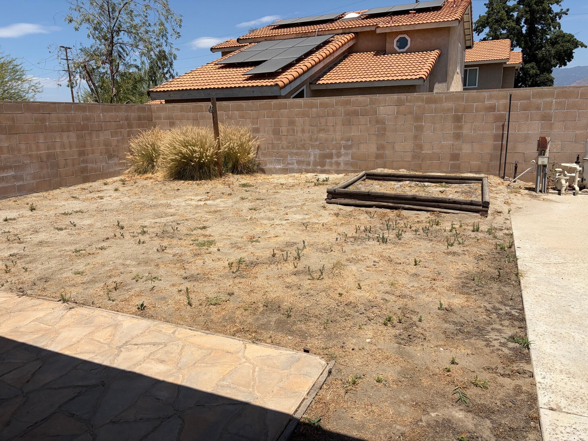 Building Photo - 626 Elise Dr