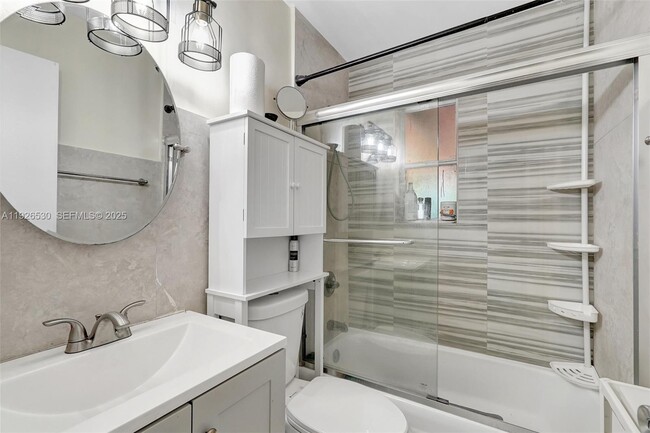 Building Photo - 2470 NE 182nd Terrace