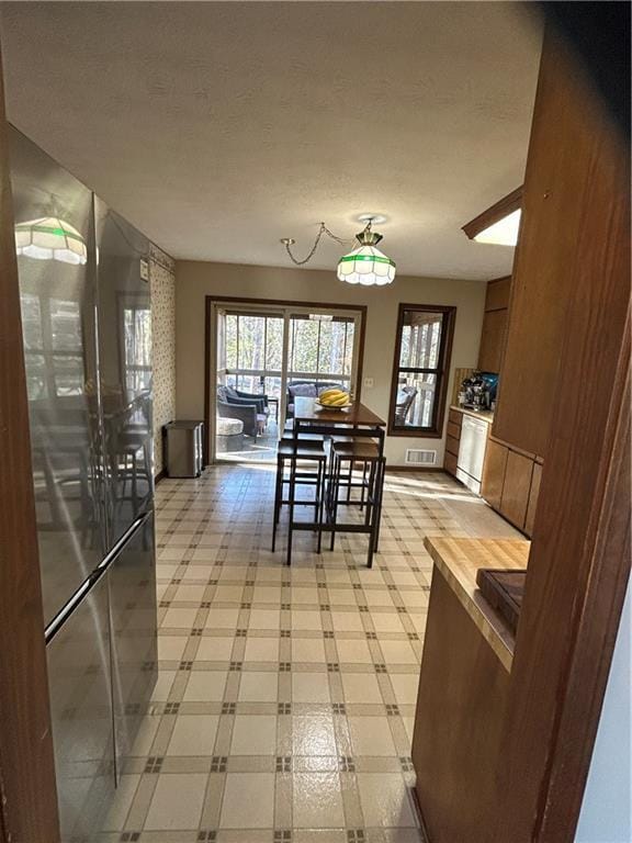 Building Photo - 2716 Peachtree Walk