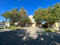 Building Photo - 1017 Halidon Way