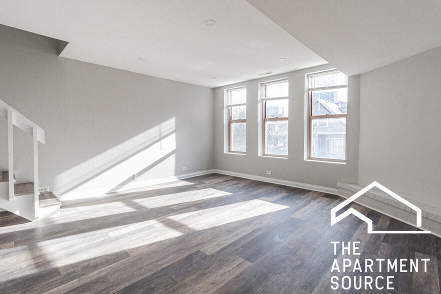 Building Photo - 745 W Gordon Ter