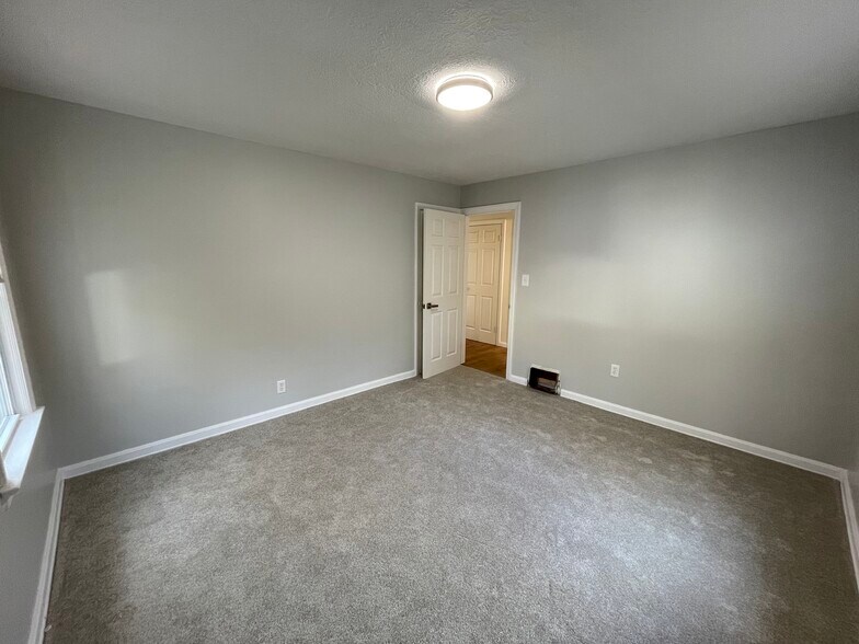 Building Photo - 2059 12th St