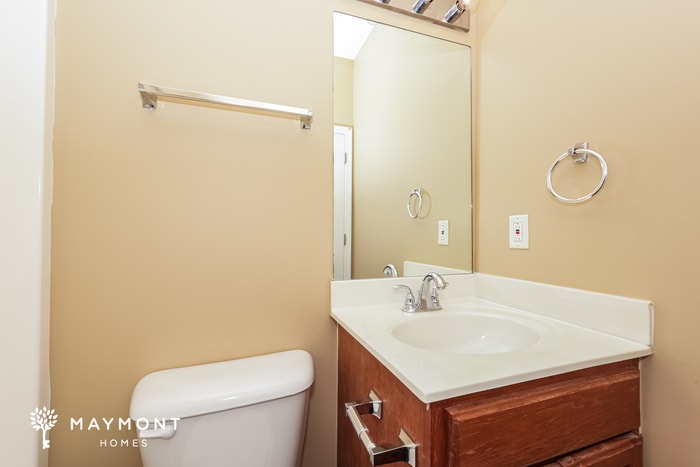 Building Photo - 3217 Hardwood Dr