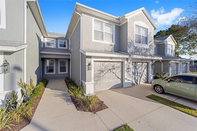 Building Photo - 4570 SW 52nd Cir