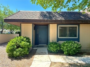 Building Photo - 6114 Meadowgrass Ln