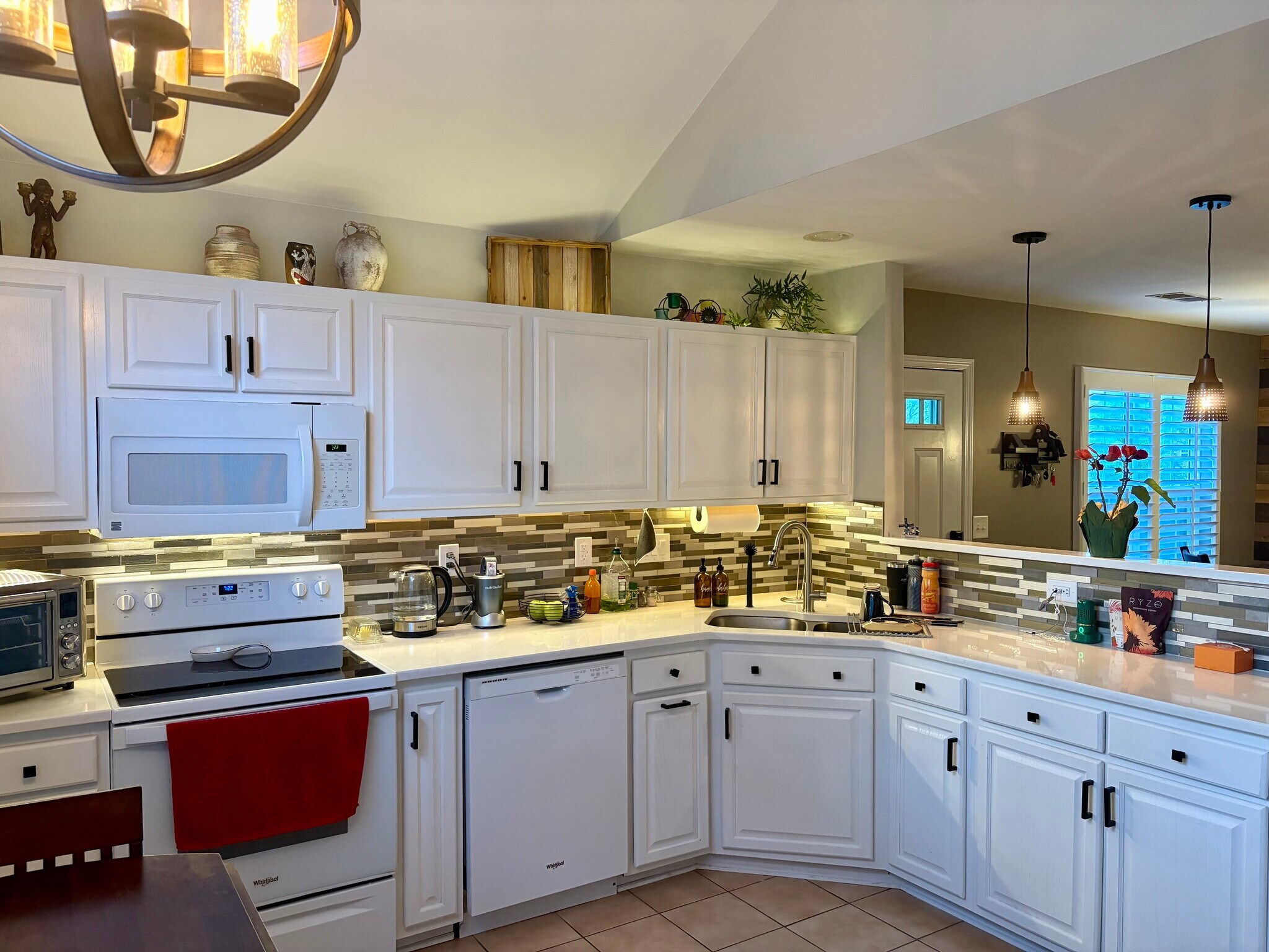 Building Photo - 9947 Reindeer Way Ln