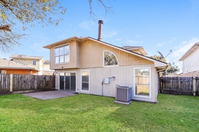 Building Photo - 9310 Westacre Pl