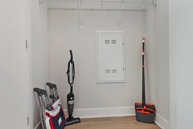 Building Photo - 28294 Ferry Rd