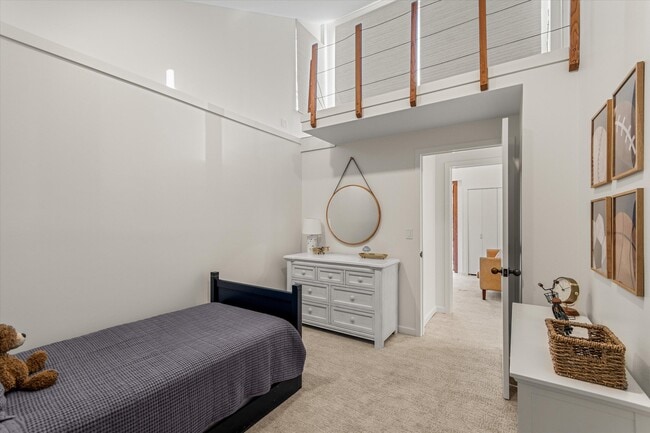 Building Photo - 3936 Holden Dr