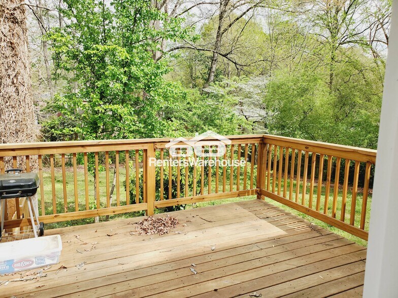 Building Photo - 2815 Old Concord Rd SE