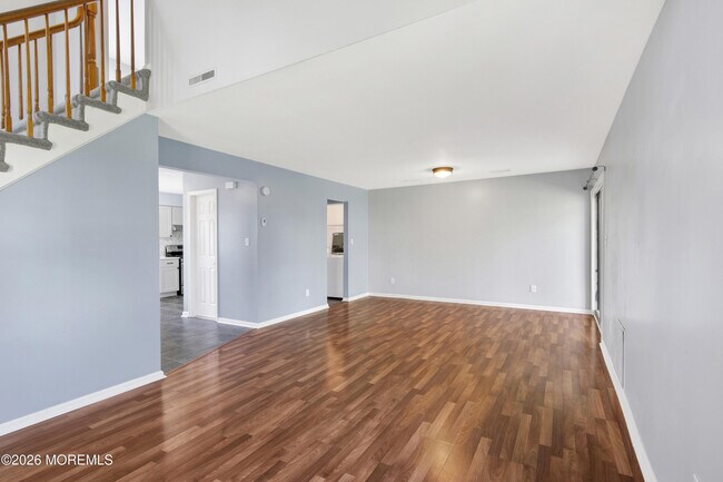 Building Photo - 6 Stowe Ct