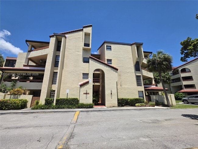 Building Photo - 8800 SW 123rd Ct