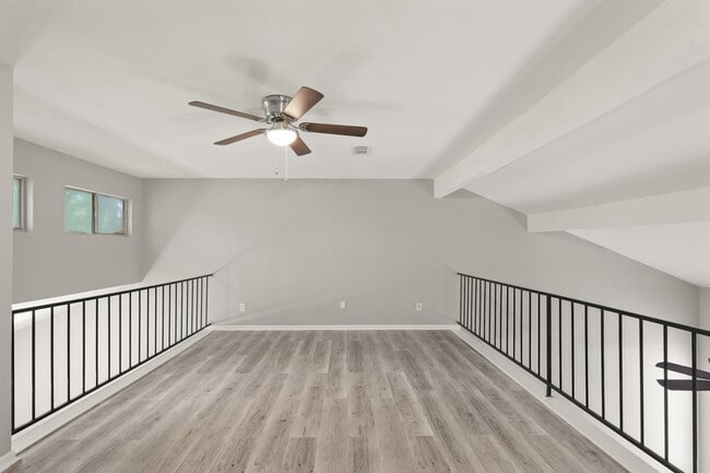 Building Photo - 12322 Wild Pine Dr