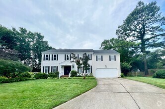 Building Photo - Available NOW! A 4-6 Bedroom Home! Attache...