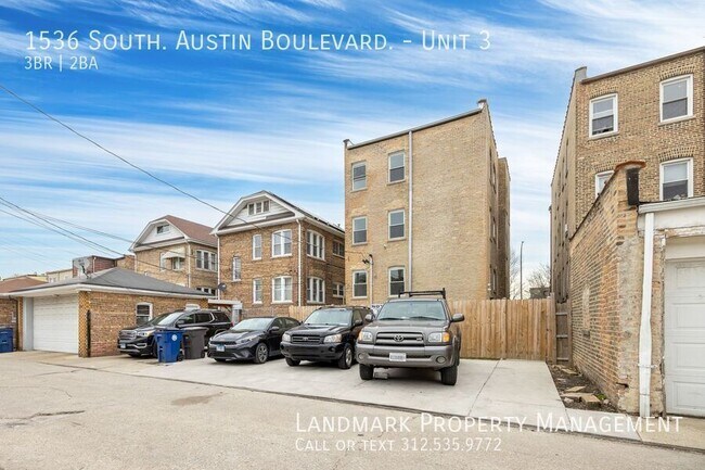 Building Photo - 1536 S Austin Blvd