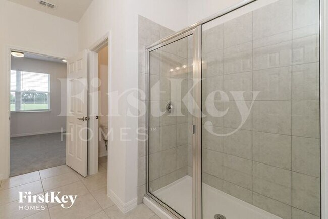 Building Photo - 596 Crown Rose Dr