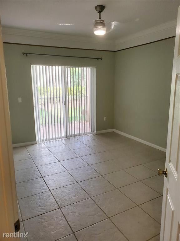Building Photo - 3 br, 2 bath House - 2941 Riverside Dr Apt...