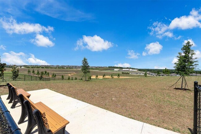 Building Photo - 2019 Sunshine Peak Dr