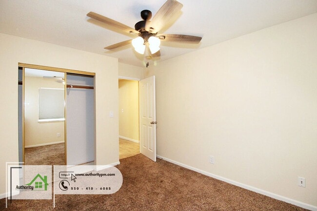 Building Photo - 1722 Almaden Dr