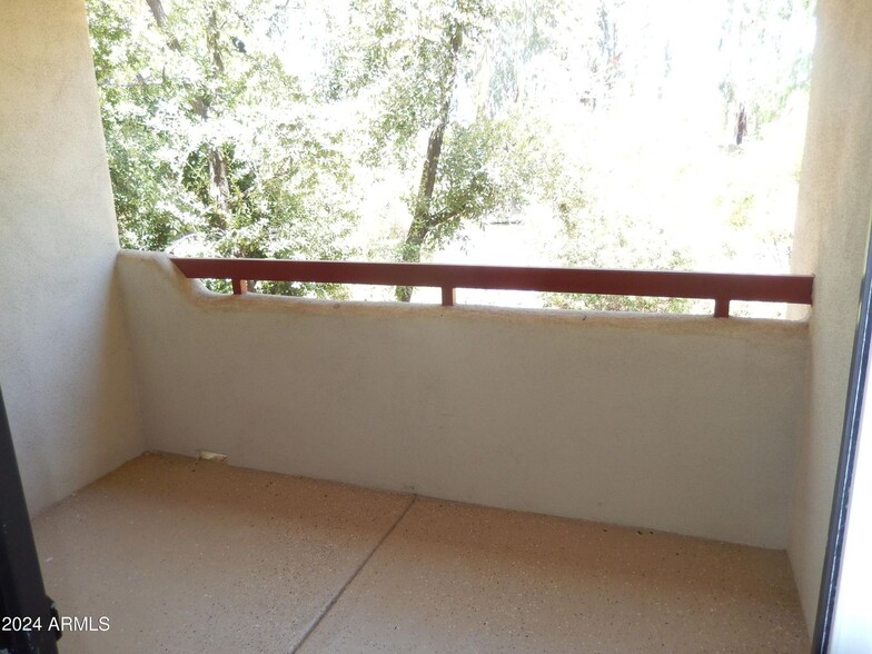 Balcony with views - 750 E Northern Ave