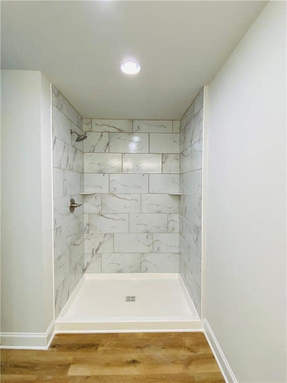 Building Photo - 1089 N Village Dr