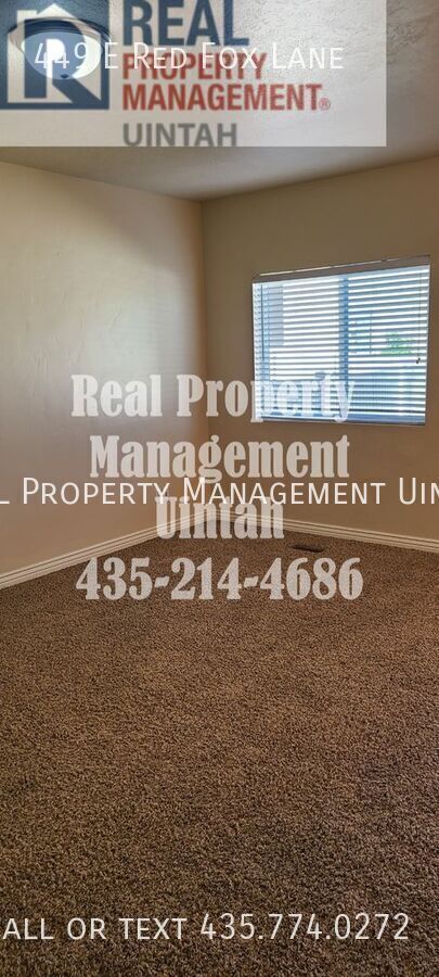 Building Photo - 449 Redfox Ln