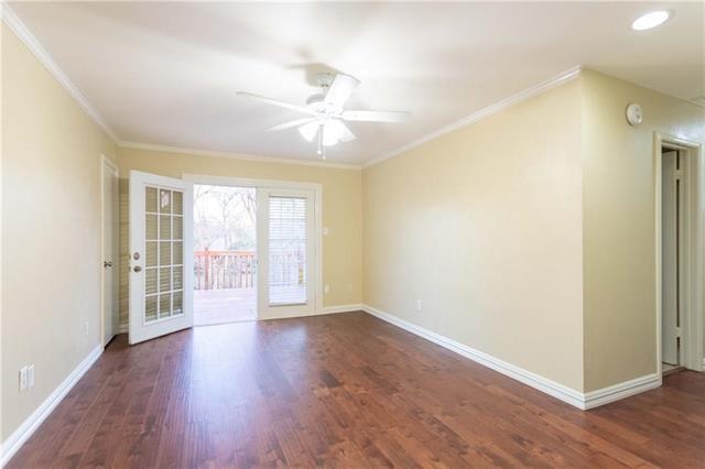 Building Photo - 310 Overland Dr