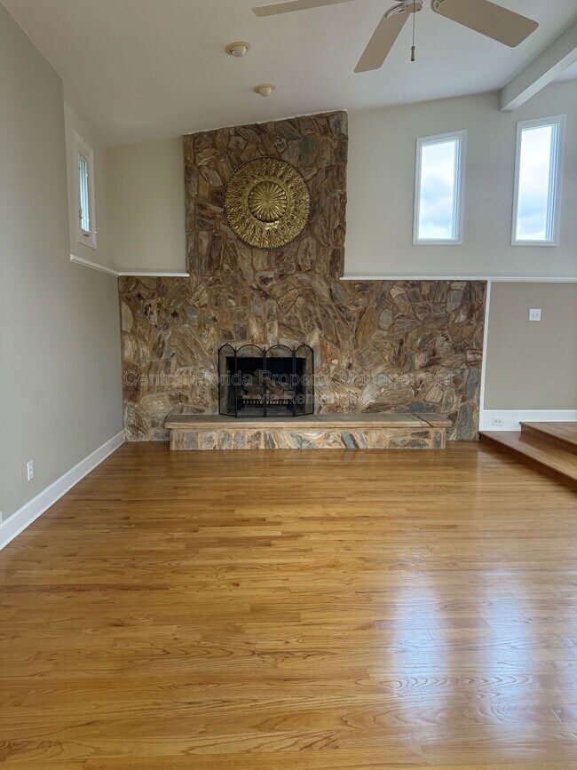 Building Photo - 103 Lake Brantley Terrace