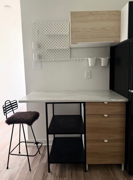 Building Photo - 3012 Castiglione St