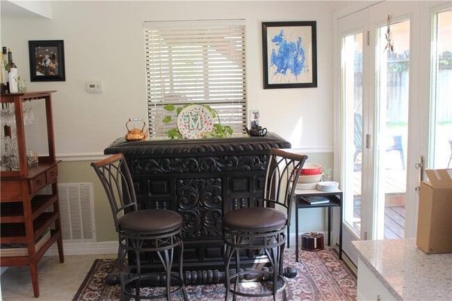 Building Photo - 200 N Kings Canyon Dr