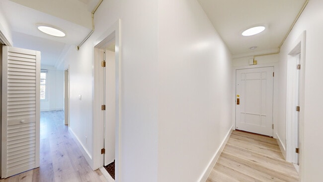 Building Photo - 1803 California St