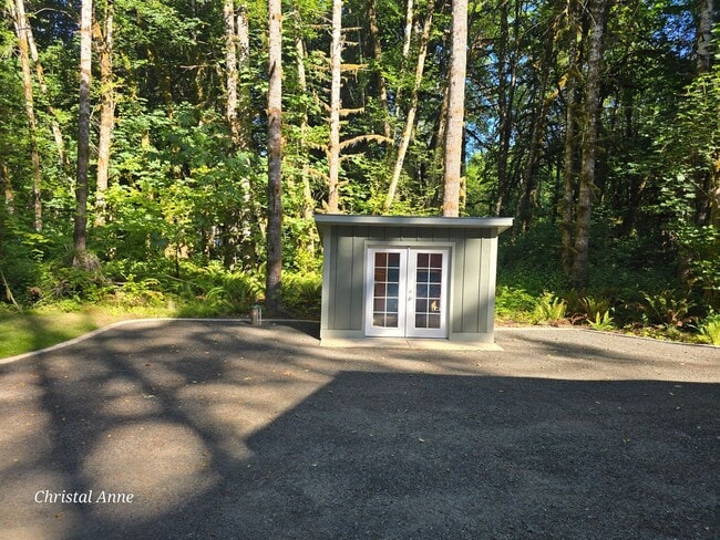 Primary Photo - Beautiful Brand New 3 Bedroom