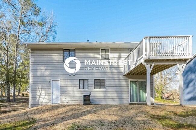 Building Photo - 4 Bedroom Pet-Friendly Home in Ellenwood, GA with Main Street Renewal