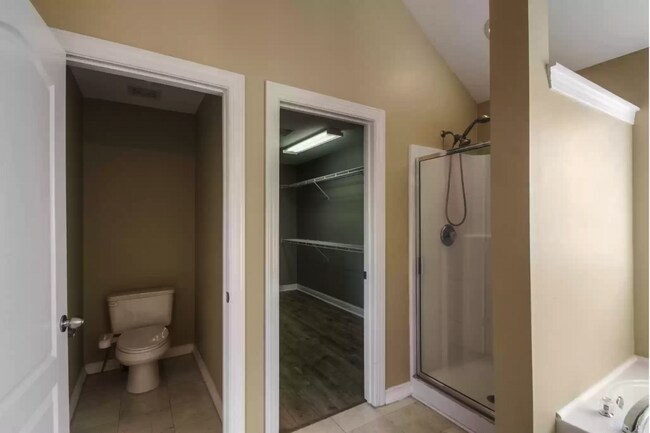 Building Photo - "Discover Spacious Living: 4-Bedroom, 3-Bath Gem in Brentwood's Autumn Crossing!"