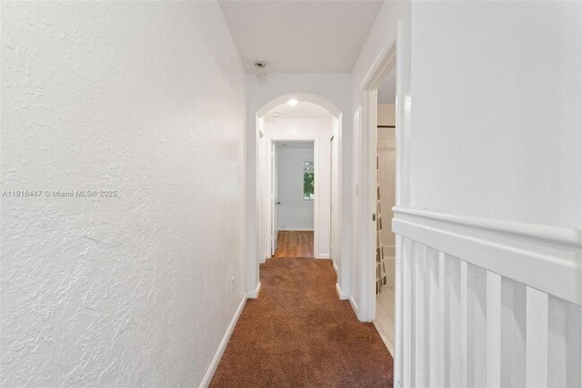 Building Photo - 1406 SE 26th Ct