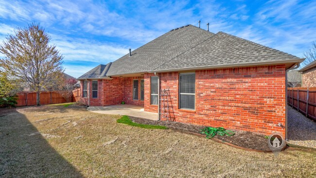 Building Photo - Versatile Deer Creek Corner-Lot Home | 3 Bedrooms, 3.5 Baths + 2 Flex Rooms for Offices, Studies,...