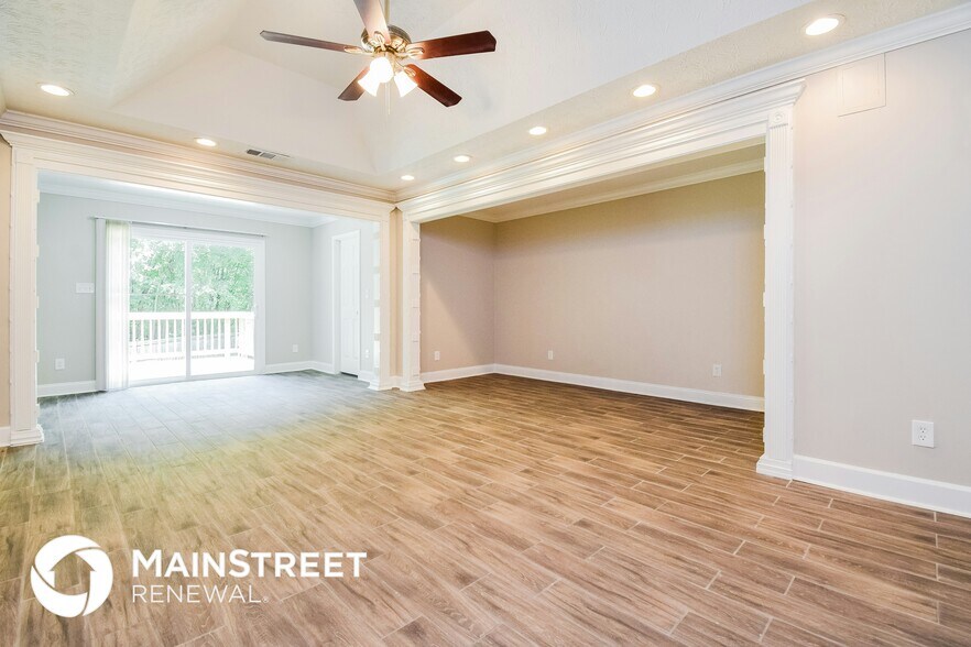 Building Photo - 4066 Jewel Terrace