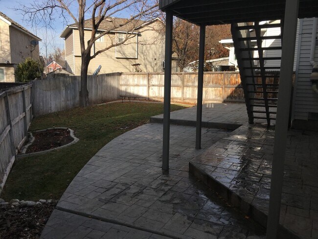Building Photo - 2143 Powderkeg Dr