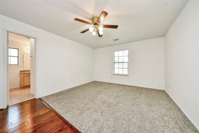 Building Photo - 16134 Coleburn Dr