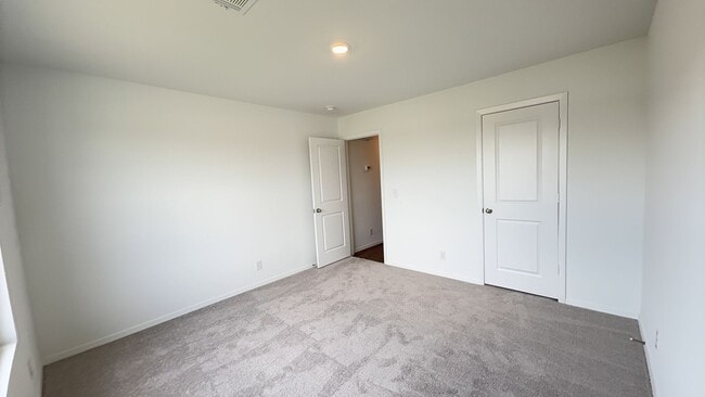 Building Photo - Beautiful new construction 3 bed, 2 bath home in Broken Arrow!