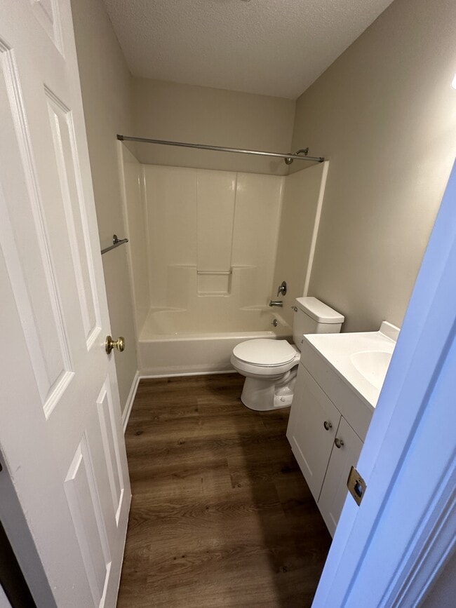 Building Photo - 706 Jimmies Creek Dr